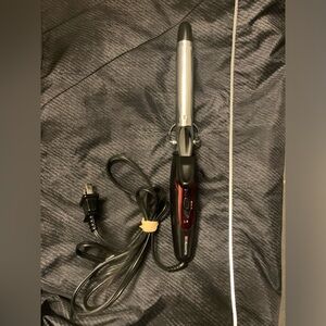 CURLMASTER CURLING IRON DUEL HEAT 1" Professional Style MODEL C21I8 25W On Off